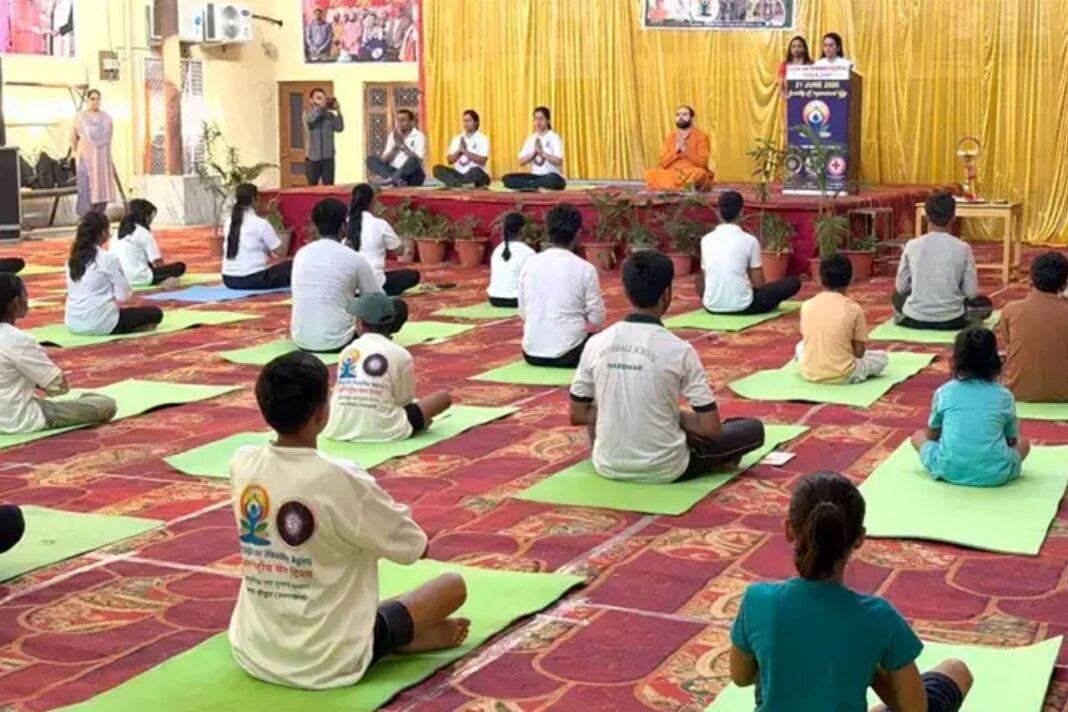 अंतर्राष्ट्रीय योग दिवस पर विशेष योग शिविर आयोजित