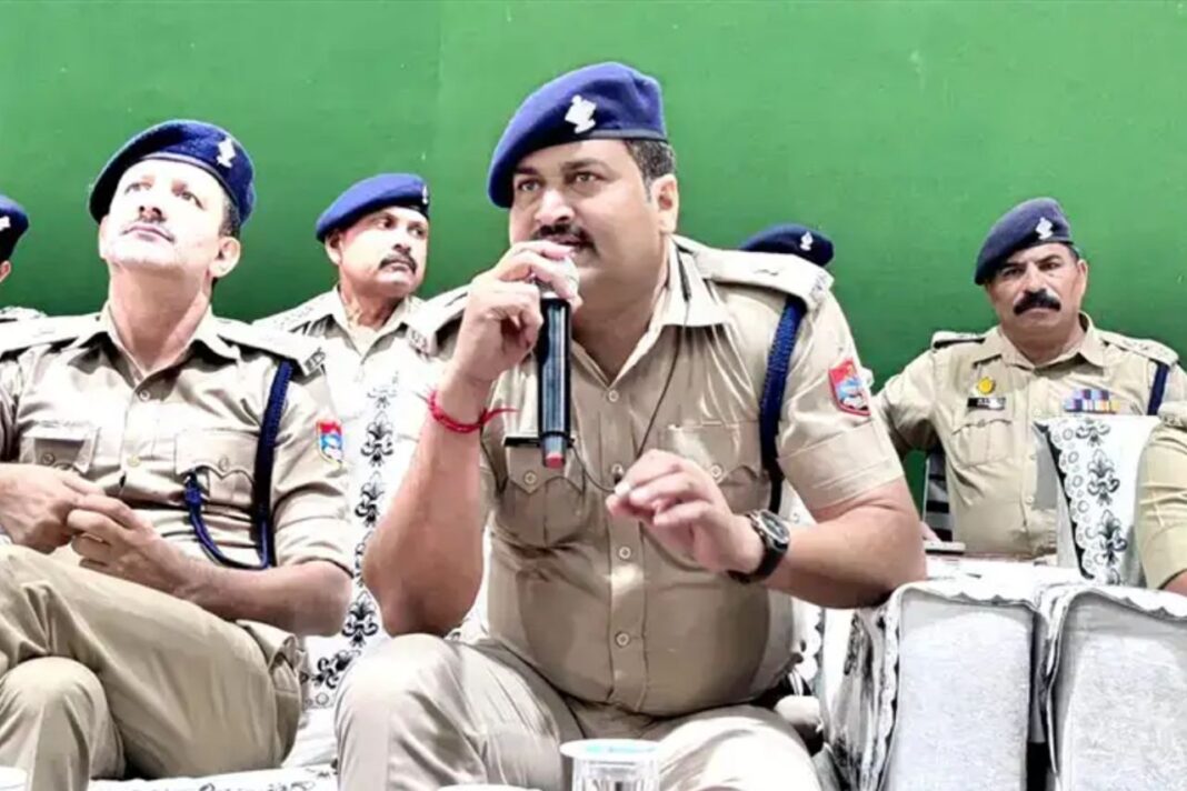 नीट यूजी-2026 परीक्षा को लेकर हरिद्वार पुलिस अलर्ट, 12 केंद्रों पर कड़ी सुरक्षा व्यवस्था नीट यूजी-2026 परीक्षा को लेकर हरिद्वार पुलिस अलर्ट