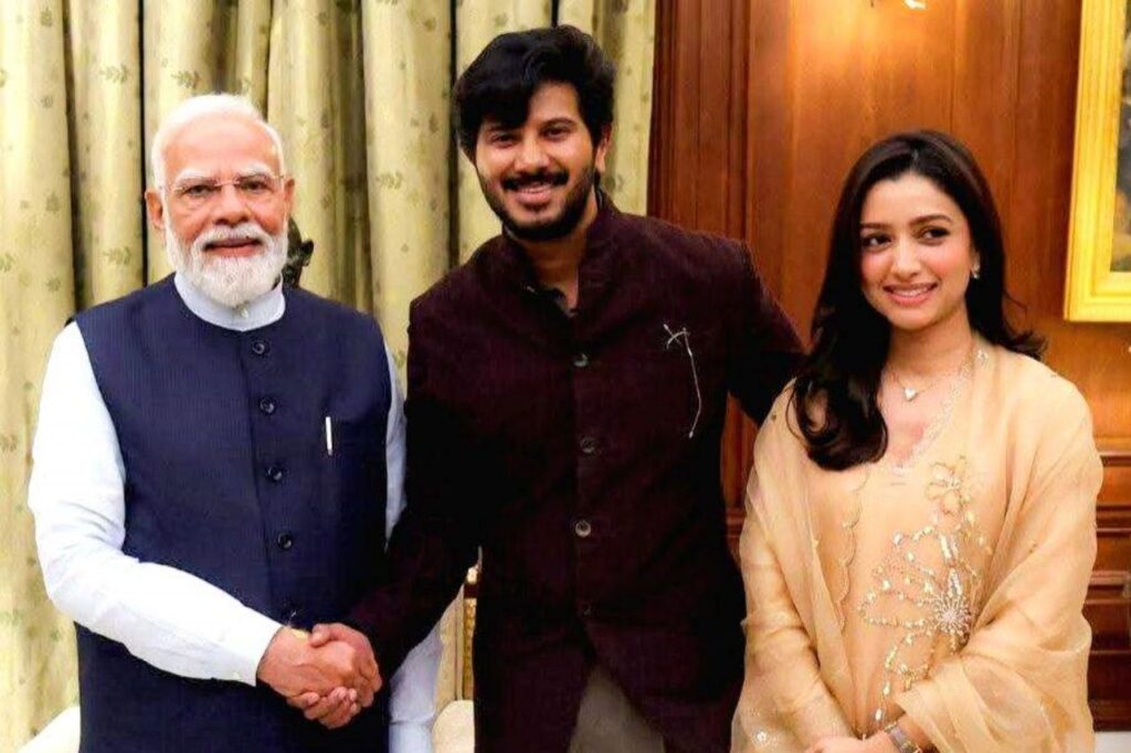पद्म पुरस्कार समारोह में पिता ममूटी को सम्मानित होते देख गर्वित हुए दुलकर सलमान