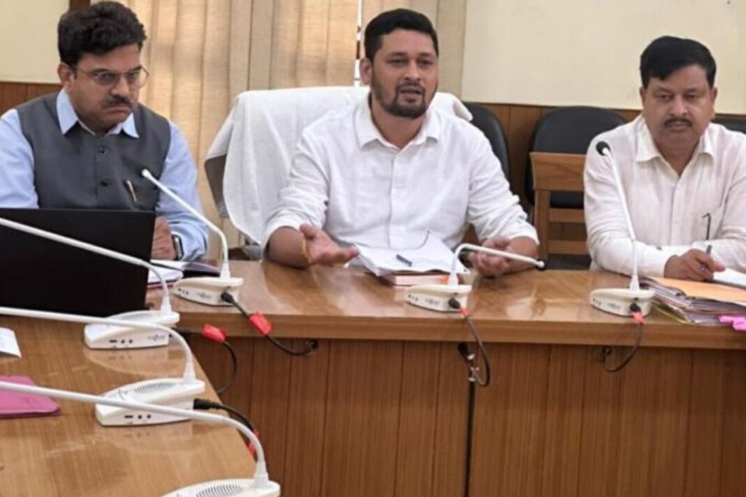 बाल अधिकार संरक्षण और शिक्षा व्यवस्था को लेकर समीक्षा बैठक सम्पन्न