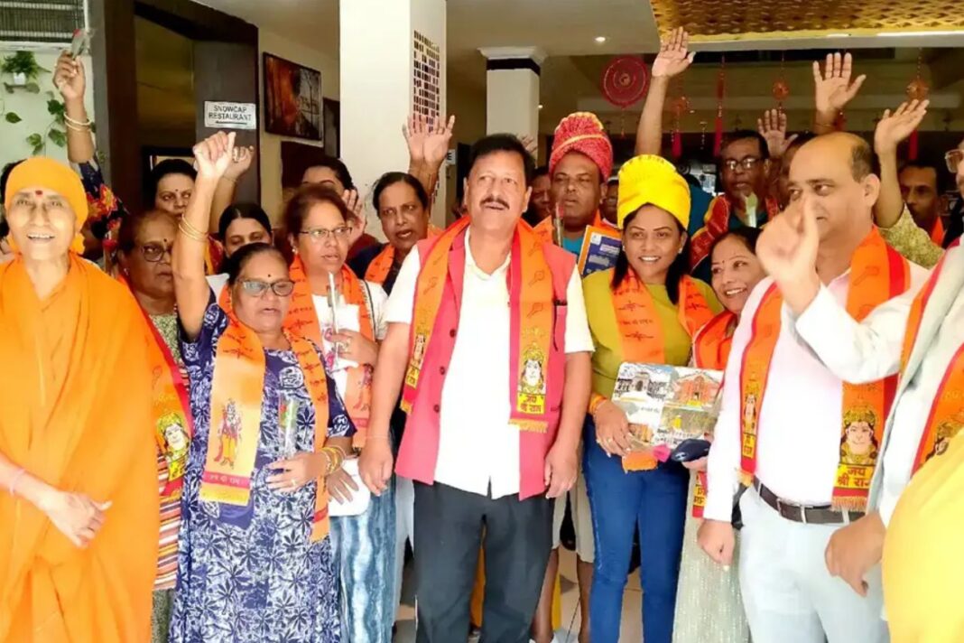 ब्रिटेन, फ्रांस और मॉरीशस के 47 श्रद्धालु चारधाम यात्रा के लिए रवाना