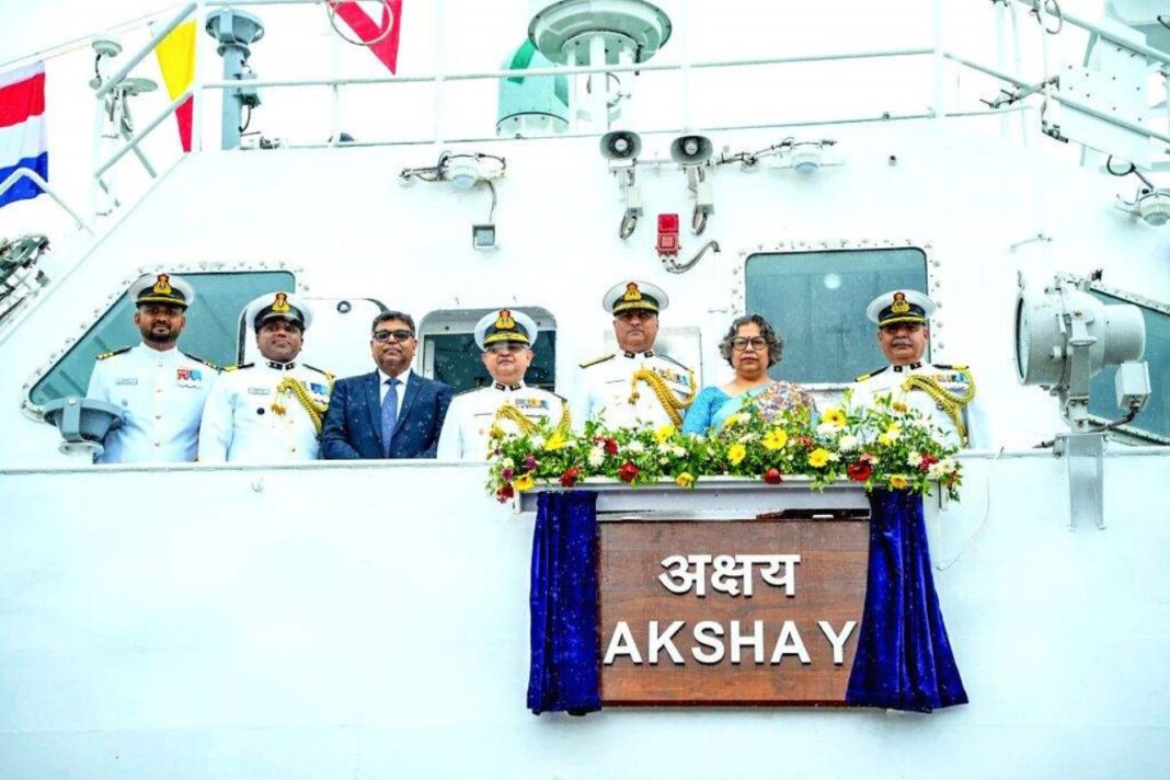 भारतीय तटरक्षक बल को मिली नई ताकत, स्वदेशी गश्ती पोत ‘अक्षय’ बेड़े में शामिल भारतीय तटरक्षक बल को मिली नई ताकत, स्वदेशी गश्ती पोत ‘अक्षय’ बेड़े में शामिल