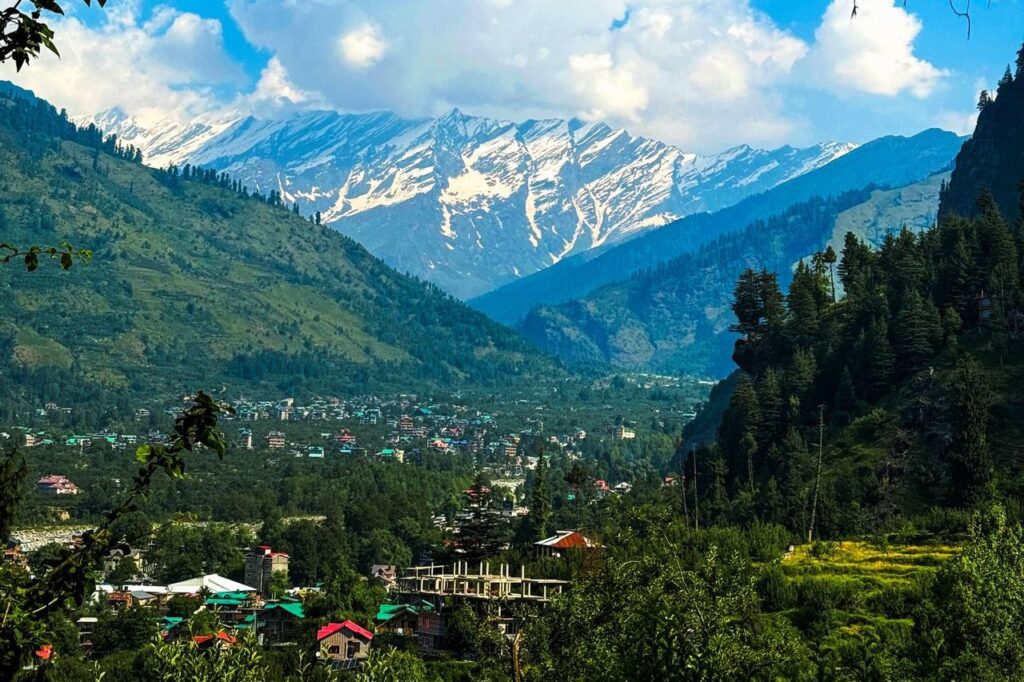 हिमाचल प्रदेश प्रकृति, संस्कृति और रोमांच का अद्भुत संगम