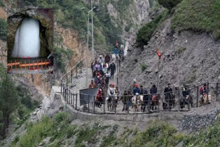 अमरनाथ गुफा में हिम शिवलिंग का आकार घटा