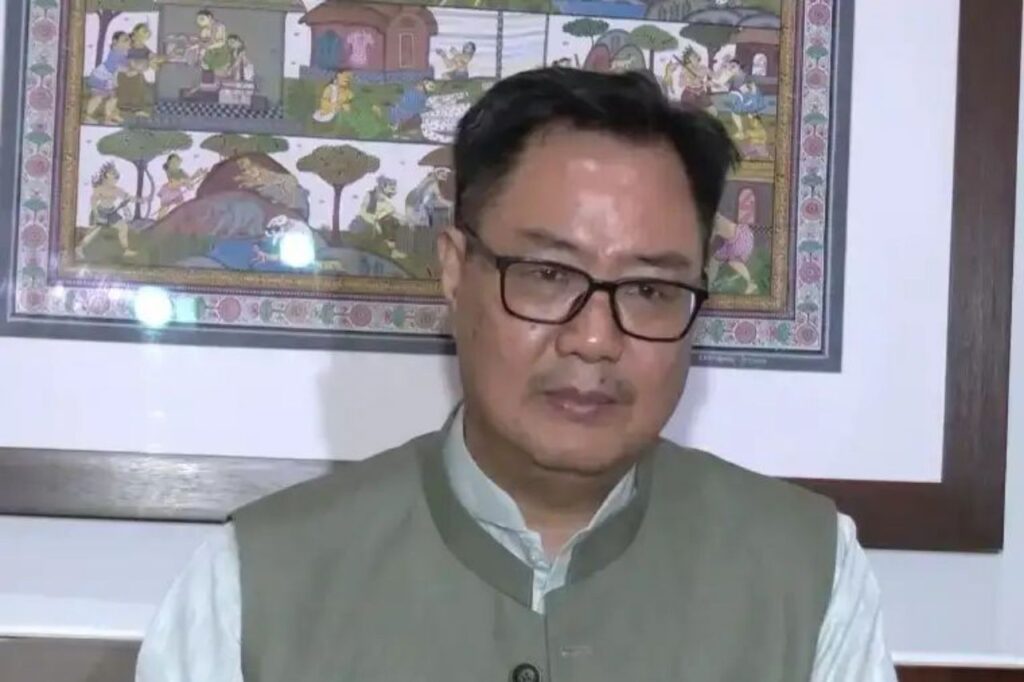 पेपर लीक विधेयक पर चर्चा नहीं होना दुर्भाग्यपूर्ण