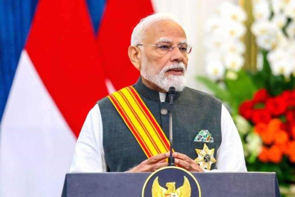 प्रधानमंत्री नरेंद्र मोदी को इंडोनेशिया का सर्वोच्च सम्मान
