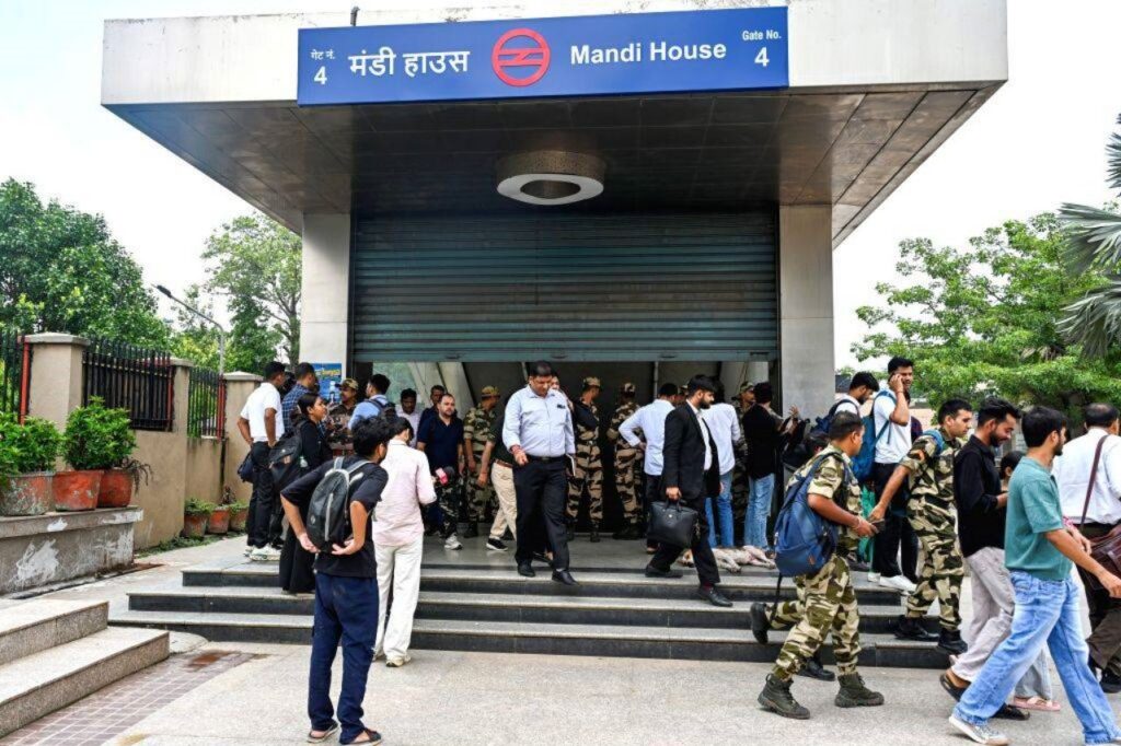 यात्रियों को परेशानी से बचने के लिए वैकल्पिक मार्ग अपनाने की सलाह