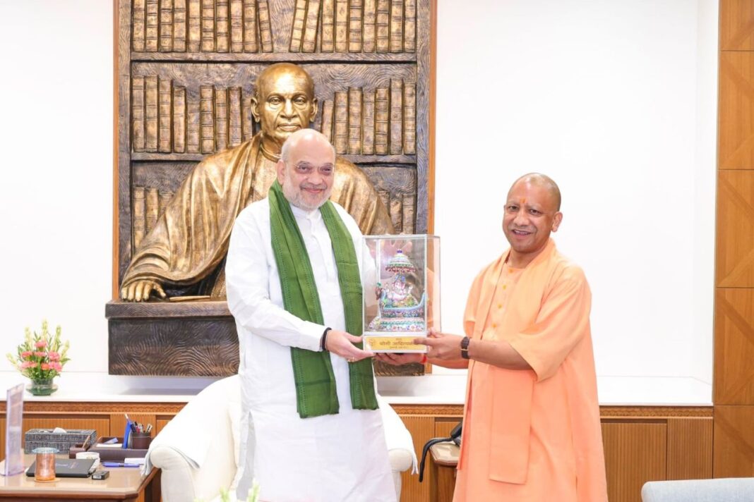 योगी आदित्यनाथ ने अमित शाह से की मुलाकात, यूपी चुनाव तैयारियों और संगठन विस्तार पर हुई चर्चा योगी आदित्यनाथ ने अमित शाह से की मुलाकात