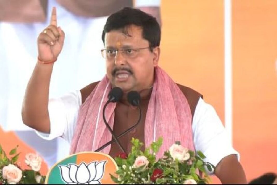 लखनऊ में भाजपा अध्यक्ष नितिन नवीन का विपक्ष पर तीखा हमला, सनातन और सांस्कृतिक विरासत पर दिया बड़ा बयान लखनऊ में भाजपा अध्यक्ष नितिन नवीन का विपक्ष पर तीखा हमला