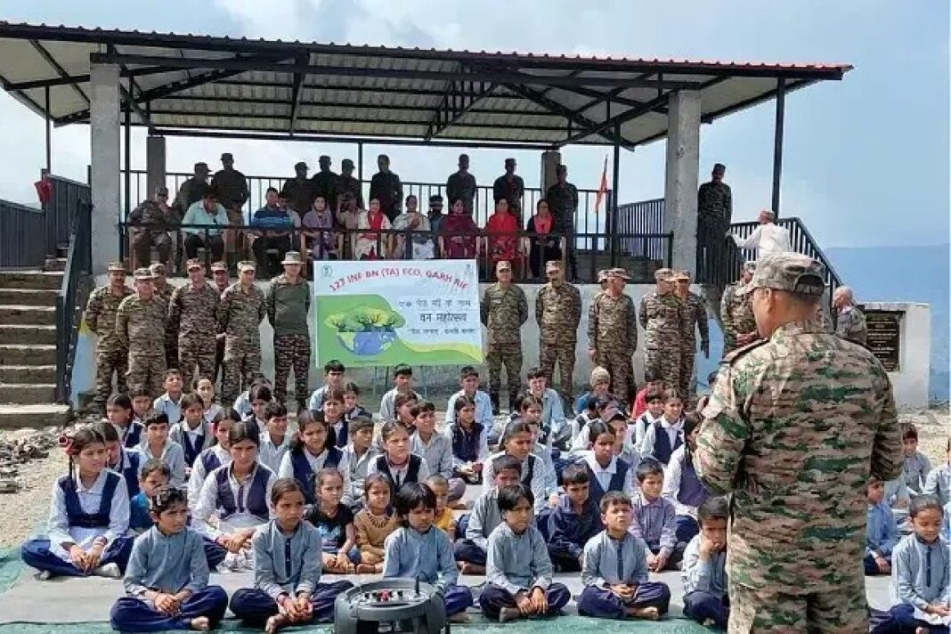 वन महोत्सव सप्ताह में गढ़वाल ग्रीनर्स का पर्यावरण अभियान, तीन करोड़ पौधों के रोपण का रिकॉर्ड वन महोत्सव सप्ताह में गढ़वाल ग्रीनर्स का पर्यावरण अभियान