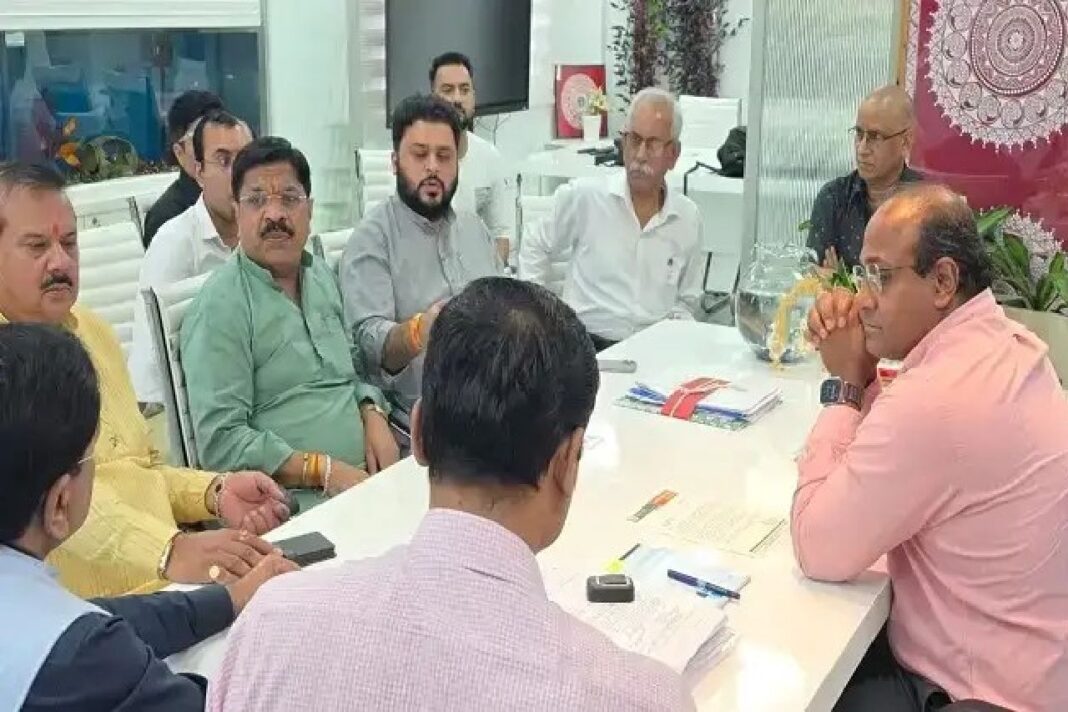एसआईआर प्रक्रिया में बाधा डालने का भाजपा का आरोप, मुख्य निर्वाचन अधिकारी से की शिकायत एसआईआर प्रक्रिया में बाधा का भाजपा का आरोप, मुख्य निर्वाचन अधिकारी से शिकायत