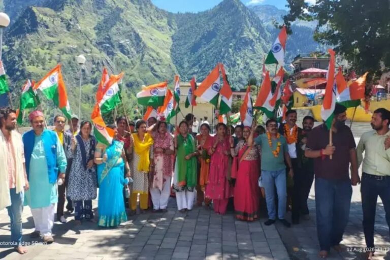 ज्योतिर्मठ में संत रविदास जयंती वर्ष पर कलश पूजन, निकली तिरंगा यात्रा