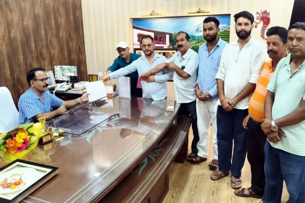 ज्योलीकोट में दूषित पानी से बीमारी फैलने की शिकायत, 60 से 65 लोग प्रभावित