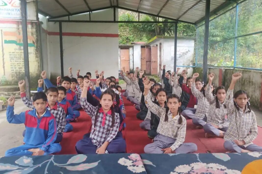 नशा मुक्त भारत को लेकर जीआईसी पुजार गांव और मरोड़ा में गोष्ठी नशा मुक्त भारत को लेकर जीआईसी पुजार गांव और मरोड़ा में गोष्ठी