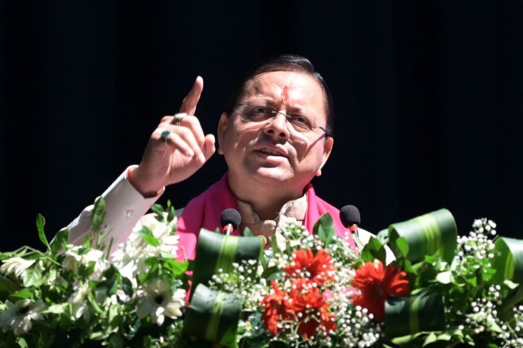 मुख्यमंत्री धामी ने दून विश्वविद्यालय में दीक्षारम्भ सत्र का किया शुभारंभ