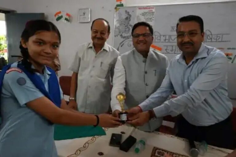 विभाजन विभीषिका स्मृति दिवस पर शहीदों और विस्थापितों को नमन