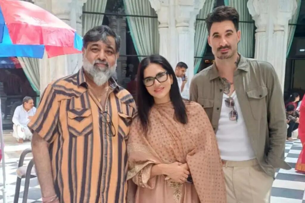 सनी लियोनी ने इस्कॉन मंदिर में की पूजा, नई फिल्म की शूटिंग से पहले लिया आशीर्वाद
