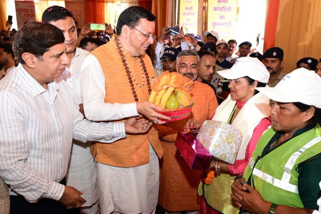 हरिद्वार कांवड़ यात्रा में आस्था, सेवा और सम्मान का अनूठा संगम