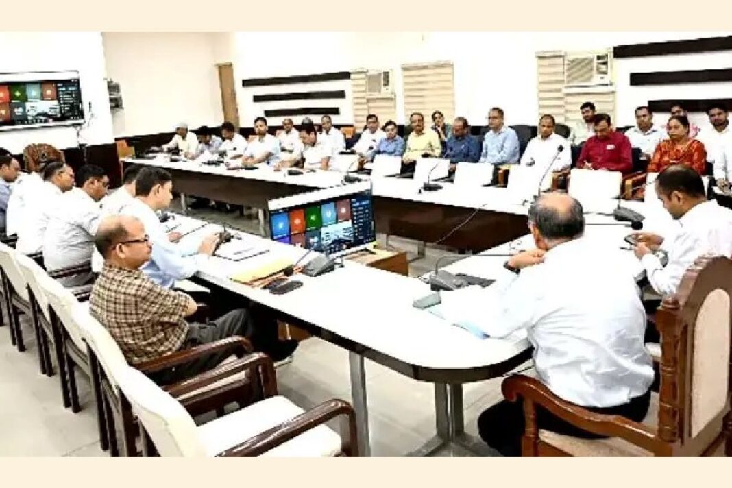 हरिद्वार स्वच्छता अभियान को लेकर डीएम सख्त, प्लास्टिक पर कार्रवाई के निर्देश