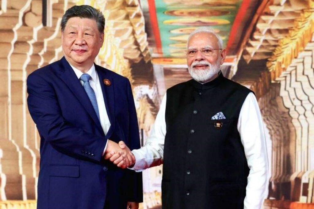 प्रधानमंत्री मोदी और चीन के राष्ट्रपति शी जिनपिंग
