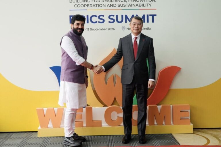 ब्रिक्स शिखर सम्मेलन में शामिल होने नई दिल्ली पहुंचे वियतनाम के प्रधानमंत्री ले मिन्ह हंग