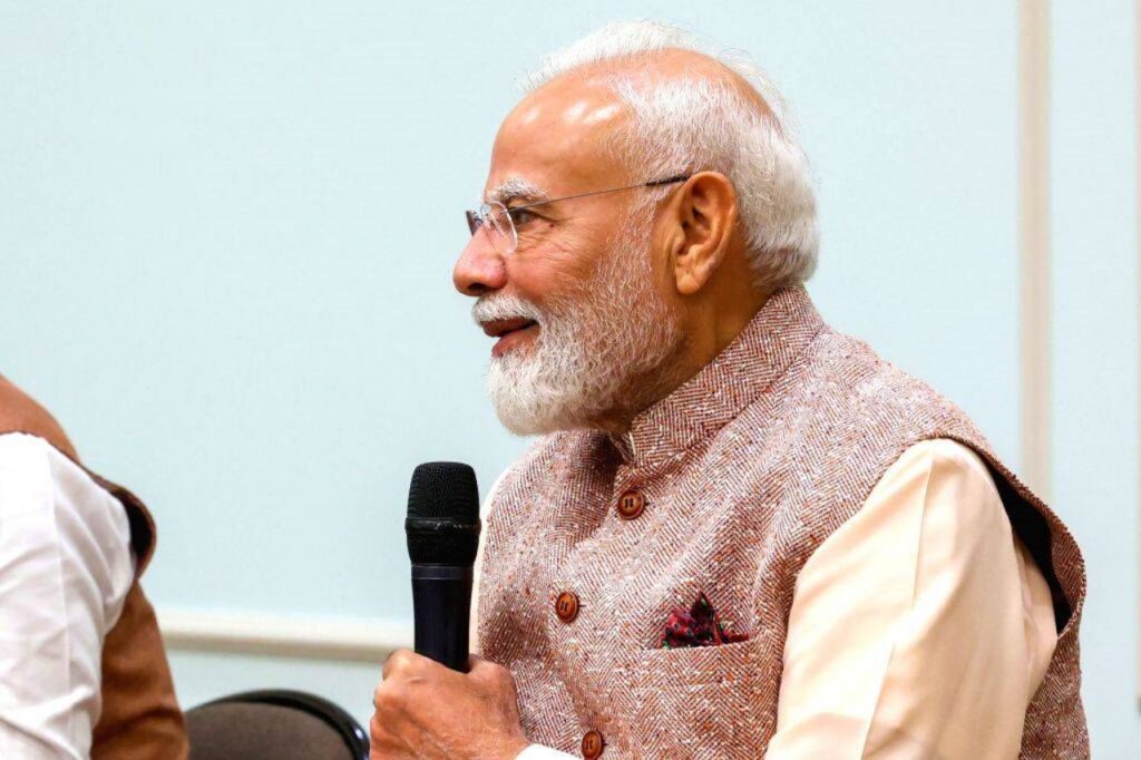 शिक्षक की जिम्मेदारी केवल पाठ्यक्रम पूरा कराने तक सीमित नहीं मोदी